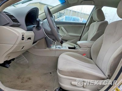 Zdjęcie 7 z 12 samochodu: 2011 TOYOTA CAMRY LE VIN:4T1BF3EK8BU714694 - miniatura