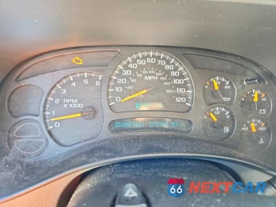Zdjęcie 9 z 13 samochodu: 2005 CHEVROLET SUBURBAN C1500 VIN:3GNEC16Z35G251890 - miniatura