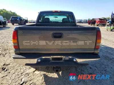 Zdjęcie 6 z 12 samochodu: 2001 CHEVROLET SILVERADO C1500 VIN:2GCEC19WX11164243 - miniatura
