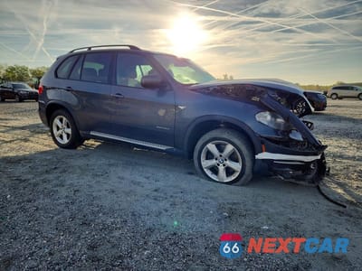 Czwarte zdjęcie samochodu z boku: 2013 BMW X5 XDRIVE35D VIN:5UXZW0C52D0B91537 - miniatura