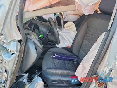 Zdjęcie 7 z 13 samochodu: 2020 CHEVROLET EQUINOX LT VIN:2GNAXKEV1L6225160 - miniatura
