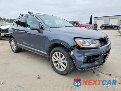 Czwarte zdjęcie samochodu z boku: 2013 VOLKSWAGEN TOUAREG V6 TDI VIN:WVGEP9BP4DD012808 - miniatura