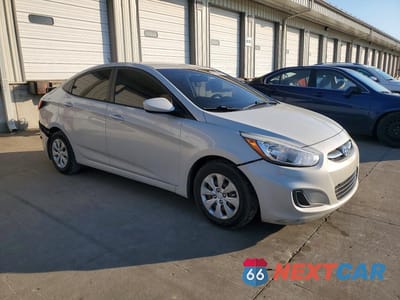 Czwarte zdjęcie samochodu z boku: 2016 HYUNDAI ACCENT SE VIN:KMHCT4AE5GU983469 - miniatura