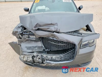 Zdjęcie 11 z 12 samochodu: 2023 CHRYSLER 300 TOURING VIN:2C3CCAAG9PH707582 - miniatura
