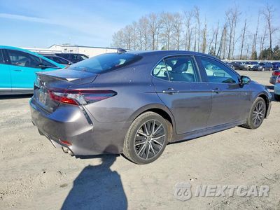 Trzecie zdjęcie samochodu z tyłu: 2024 TOYOTA CAMRY SE VIN:4T1G11AK5RU192423 - miniatura