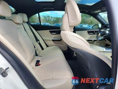Zdjęcie 10 z 12 samochodu: 2025 MERCEDES-BENZ C 300 4MATIC VIN:W1KAF4HB1SR262369 - miniatura