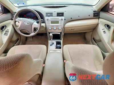 Zdjęcie 8 z 12 samochodu: 2010 TOYOTA CAMRY LE VIN:4T4BF3EKXAR064674 - miniatura