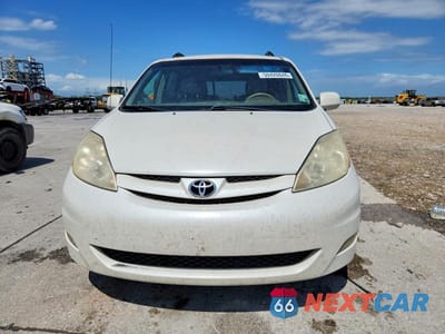 Piąte zdjęcie samochodu w środku: 2009 TOYOTA SIENNA XLE VIN:5TDZK22C89S239441 - miniatura