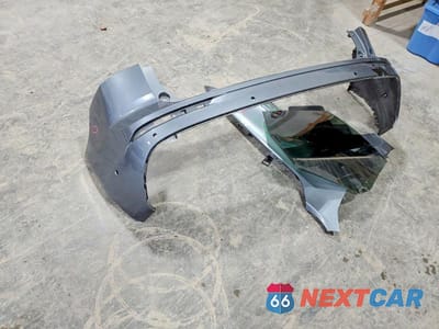 Zdjęcie 12 z 12 samochodu: 2018 VOLVO XC60 T5 VIN:LYV102RK8JB122453 - miniatura