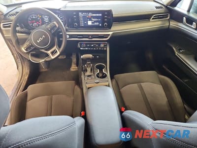 Zdjęcie 8 z 13 samochodu: 2023 KIA K5 LXS VIN:5XXG14J23PG219174 - miniatura