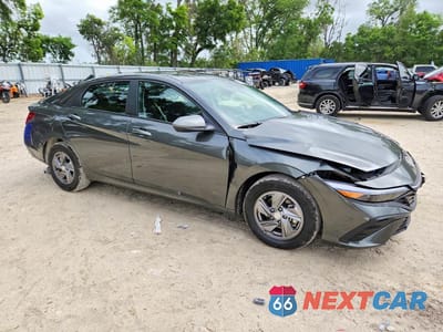 Czwarte zdjęcie samochodu z boku: 2025 HYUNDAI ELANTRA SE VIN:KMHLL4DG3SU966160 - miniatura