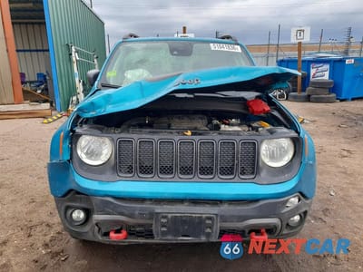 Piąte zdjęcie samochodu w środku: 2021 JEEP RENEGADE TRAILHAWK VIN:ZACNJDC19MPM34932 - miniatura