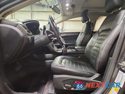 Zdjęcie 7 z 13 samochodu: 2017 FORD FUSION SE VIN:3FA6P0H96HR111887 - miniatura