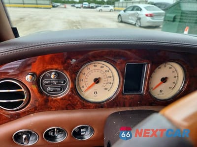 Zdjęcie 9 z 12 samochodu: 2009 BENTLEY ARNAGE R VIN:SCBLC47J49CX13668 - miniatura