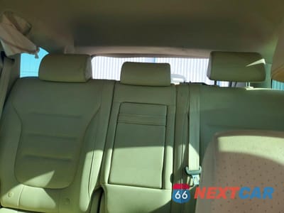 Zdjęcie 10 z 14 samochodu: 2016 VOLKSWAGEN TOUAREG SPORT VIN:WVGEF9BP7GD009988 - miniatura