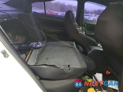 Zdjęcie 10 z 12 samochodu: 2017 SUBARU WRX PREMIUM VIN:JF1VA1E64H8800289 - miniatura