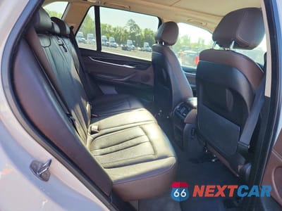 Zdjęcie 11 z 13 samochodu: 2016 BMW X5 SDRIVE35I VIN:5UXKR2C5XG0R70884 - miniatura