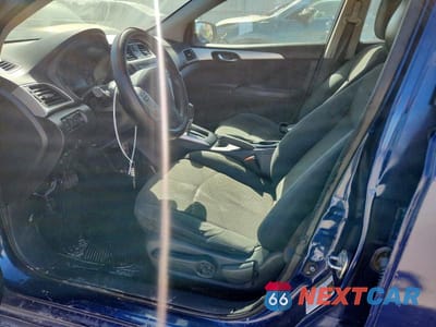 Zdjęcie 7 z 13 samochodu: 2016 NISSAN SENTRA S VIN:3N1AB7AP0GY215612 - miniatura