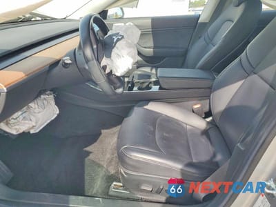 Zdjęcie 7 z 13 samochodu: 2018 TESLA MODEL 3 VIN:5YJ3E1EA2JF006987 - miniatura