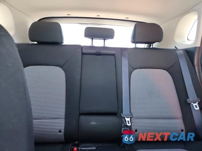 Zdjęcie 10 z 13 samochodu: 2018 HYUNDAI KONA SEL VIN:KM8K62AA8JU097206 - miniatura