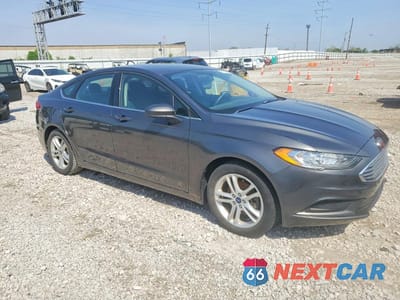 Czwarte zdjęcie samochodu z boku: 2018 FORD FUSION SE VIN:3FA6P0HD8JR160647 - miniatura