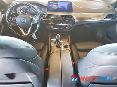 Zdjęcie 8 z 12 samochodu: 2018 BMW 530 I VIN:WBAJA5C54JWA36939 - miniatura