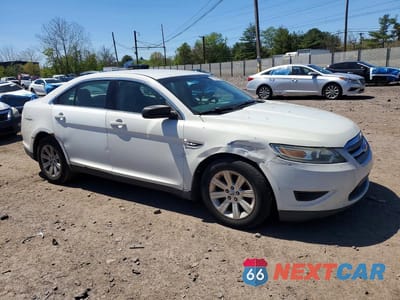 Czwarte zdjęcie samochodu z boku: 2010 FORD TAURUS SE VIN:1FAHP2DW3AG132256 - miniatura