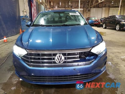 Piąte zdjęcie samochodu w środku: 2019 VOLKSWAGEN JETTA S VIN:3VWC57BU5KM151775 - miniatura