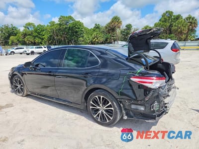 Drugie zdjęcie samochodu z przodu: 2018 TOYOTA CAMRY XLE VIN:4T1B11HKXJU111694 - miniatura