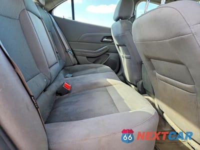 Zdjęcie 10 z 12 samochodu: 2014 CHEVROLET MALIBU LS VIN:1G11B5SL7EF111578 - miniatura