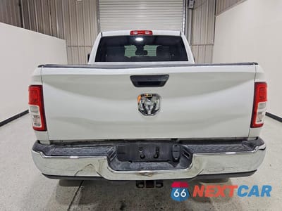 Zdjęcie 6 z 13 samochodu: 2024 RAM 2500 BIG HORN VIN:3C6UR5DL6RG100807 - miniatura