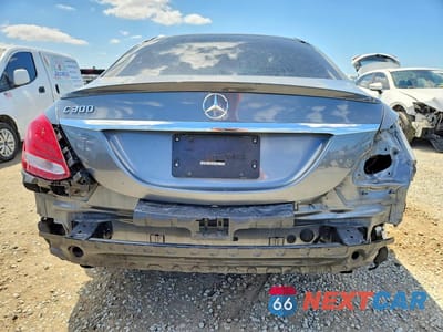 Zdjęcie 6 z 12 samochodu: 2017 MERCEDES-BENZ C 300 VIN:55SWF4JB9HU232835 - miniatura