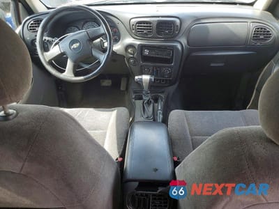 Zdjęcie 8 z 13 samochodu: 2006 CHEVROLET TRAILBLAZER LS VIN:1GNDT13S462302715 - miniatura