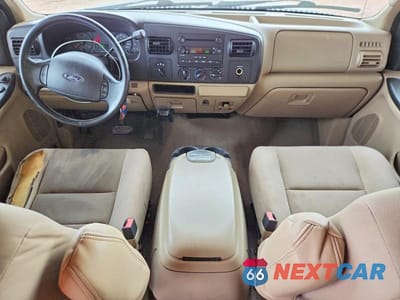 Zdjęcie 8 z 11 samochodu: 2005 FORD F250 SUPER DUTY VIN:1FTSW21P55EA27770 - miniatura