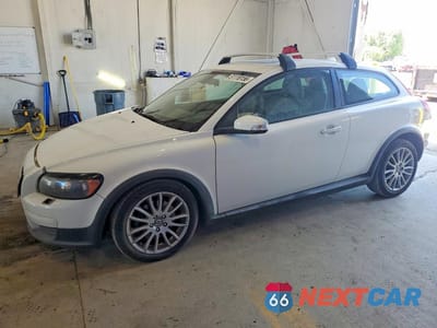 2010 VOLVO C30 T5 YV1672MK4A2174540 - główne zdjęcie licytacji z USA - miniatura