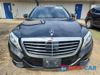Piąte zdjęcie samochodu w środku: 2017 MERCEDES-BENZ S 550 4MATIC VIN:WDDUG8FB5HA329101 - miniatura