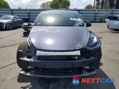 Piąte zdjęcie samochodu w środku: 2022 TESLA MODEL Y VIN:7SAYGDEF8NF379635 - miniatura