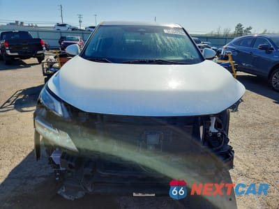 Piąte zdjęcie samochodu w środku: 2021 NISSAN ROGUE SV VIN:5N1AT3BB9MC755563 - miniatura