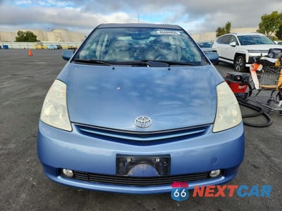 Piąte zdjęcie samochodu w środku: 2004 TOYOTA PRIUS BASE VIN:JTDKB20U940036969 - miniatura
