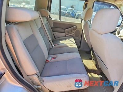 Zdjęcie 11 z 12 samochodu: 2006 FORD EXPLORER XLT VIN:1FMEU73E76UA87239 - miniatura
