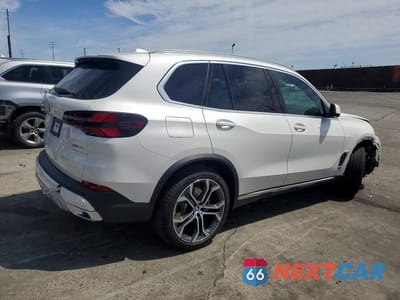 Trzecie zdjęcie samochodu z tyłu: 2026 BMW X5 XDRIVE40I VIN:5UX23EU08T9254819 - miniatura