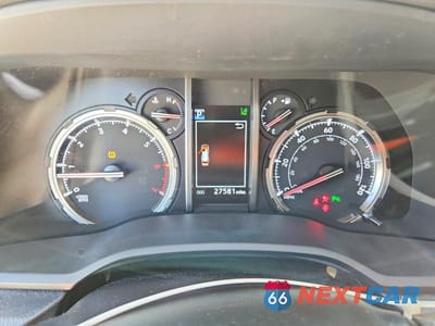 Zdjęcie 9 z 13 samochodu: 2024 TOYOTA 4RUNNER LIMITED VIN:JTEDU5JR5R5306008 - miniatura