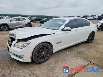 2013 BMW 5 SERIES 550I RWD WBAYE8C57DDE22260 - główne zdjęcie licytacji z USA - miniatura