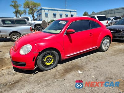 2014 VOLKSWAGEN BEETLE 3VWJX7AT5EM631121 - główne zdjęcie licytacji z USA - miniatura