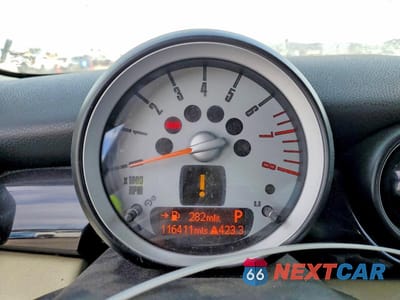 Zdjęcie 9 z 13 samochodu: 2007 MINI COOPER VIN:WMWMF33527TT51488 - miniatura