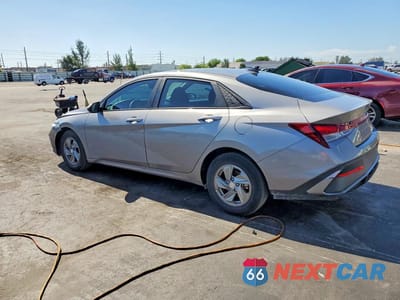 Drugie zdjęcie samochodu z przodu: 2024 HYUNDAI ELANTRA SE VIN:KMHLL4DG4RU801860 - miniatura