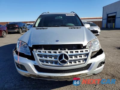 Piąte zdjęcie samochodu w środku: 2009 MERCEDES-BENZ ML 350 VIN:4JGBB86E69A477670 - miniatura