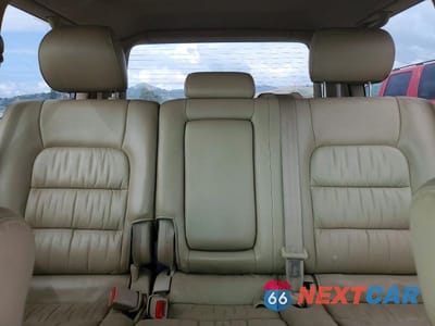 Zdjęcie 10 z 13 samochodu: 2006 LEXUS LX 470 VIN:JTJHT00W164015619 - miniatura