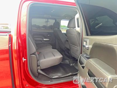 Zdjęcie 6 z 10 samochodu: 2016 CHEVROLET SILVERADO K1500 LT VIN:3GCUKREC7GG383718 - miniatura