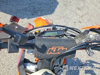 Zdjęcie 7 z 8 samochodu: 2024 KTM ENDURO VIN:VBKEXG402RM216151 - miniatura
